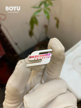 Aluminum Material SKECHERS Logo